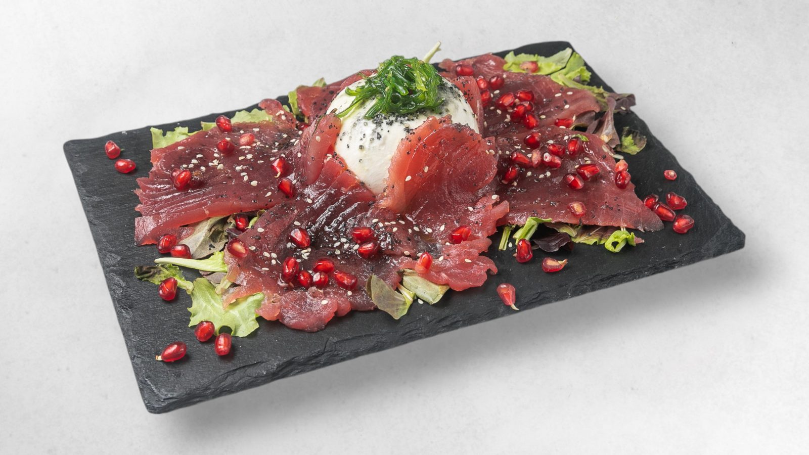 Tartare di Tonno — frischer roher Thunfisch